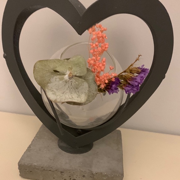 Decorative Heart Vase NEW - Picture 3 of 9
